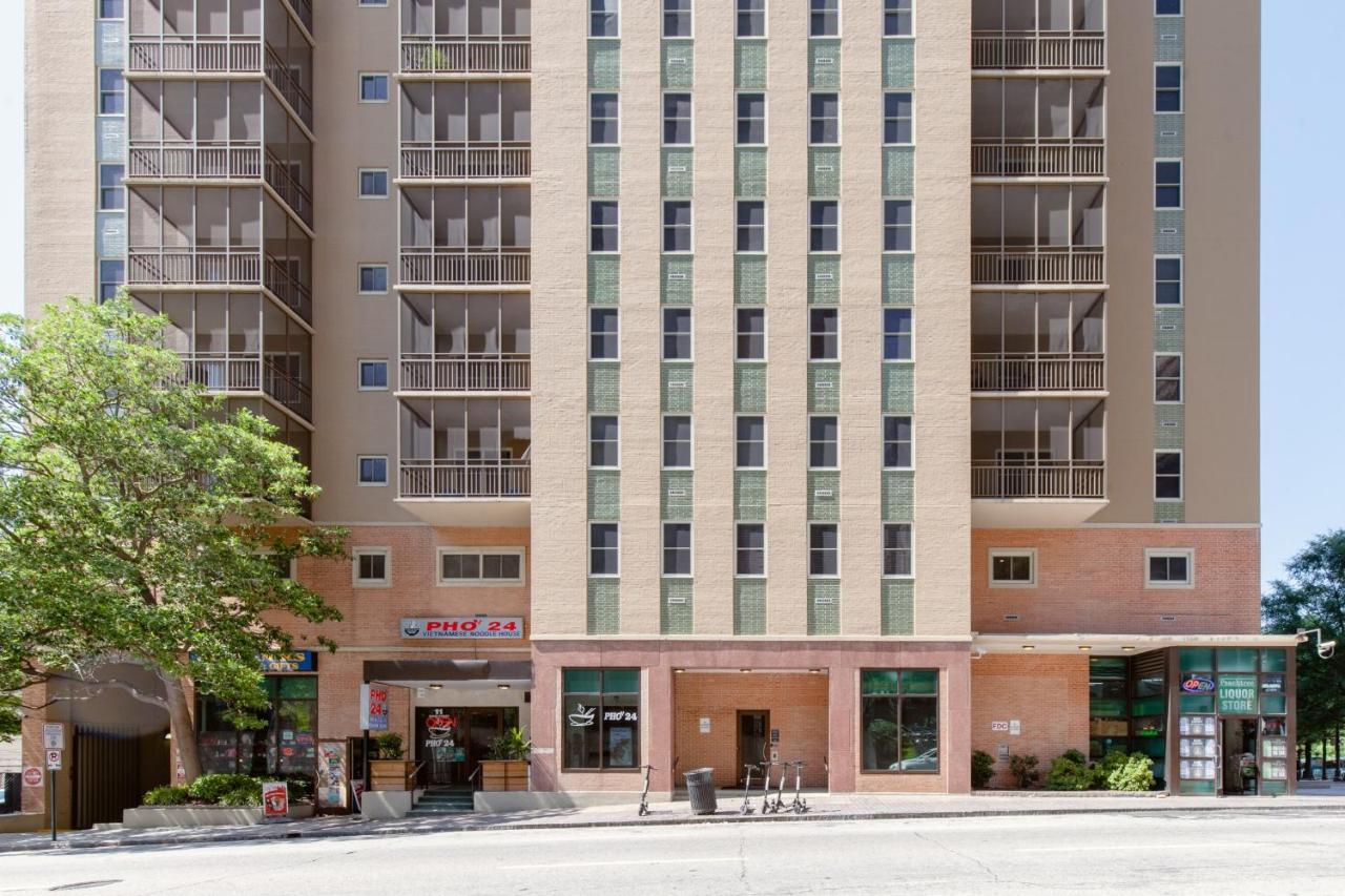 Rare 2 Bed 2 Bath Downtown Condo Near Aquarium アトランタ エクステリア 写真