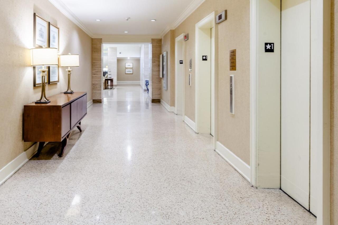 Rare 2 Bed 2 Bath Downtown Condo Near Aquarium アトランタ エクステリア 写真